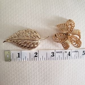 Lot of 2 vintage brooches